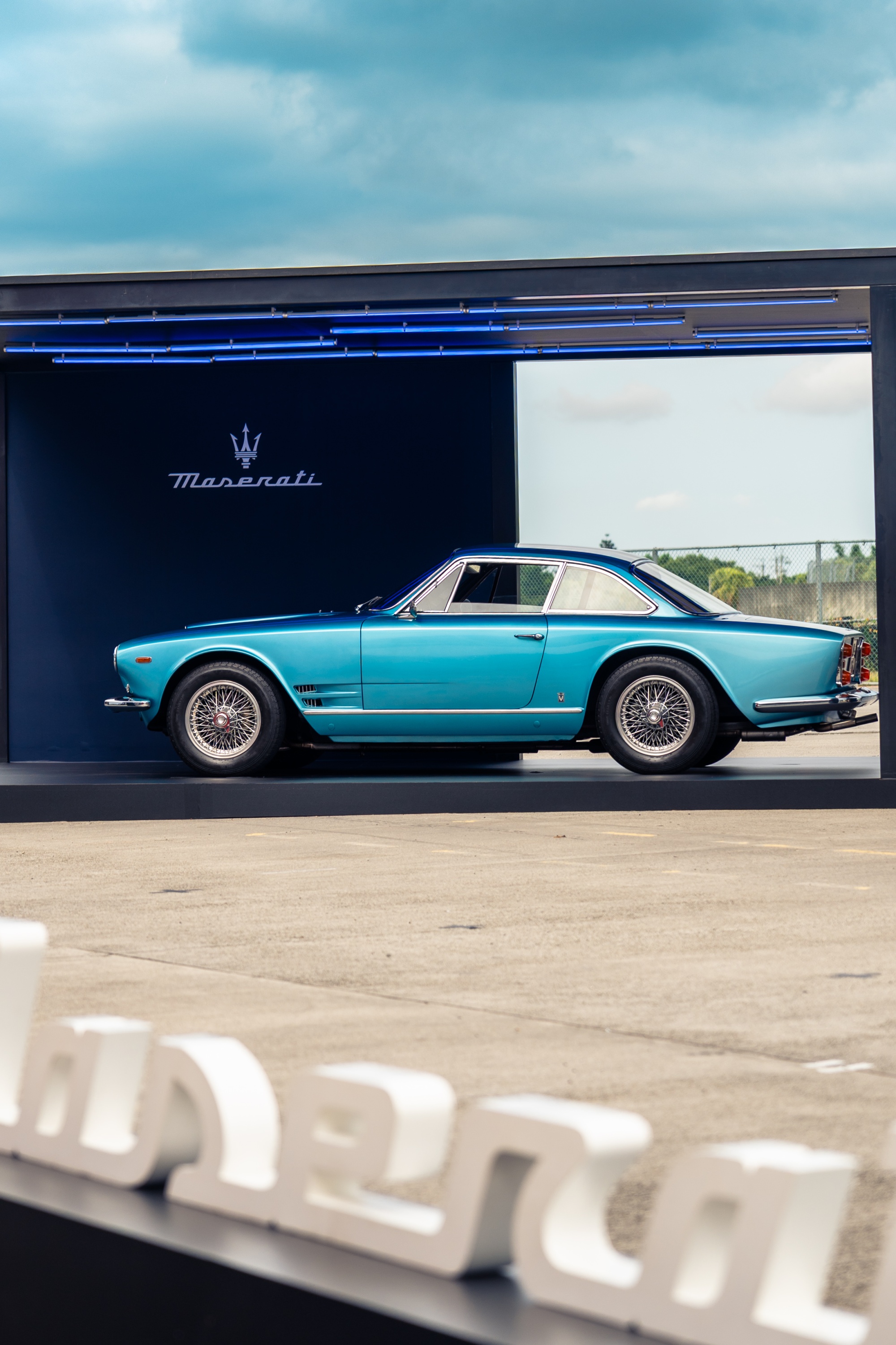 【新聞圖片 23 】活動現場展車 Maserati 經典車款 Sebring 3500GT.jpg