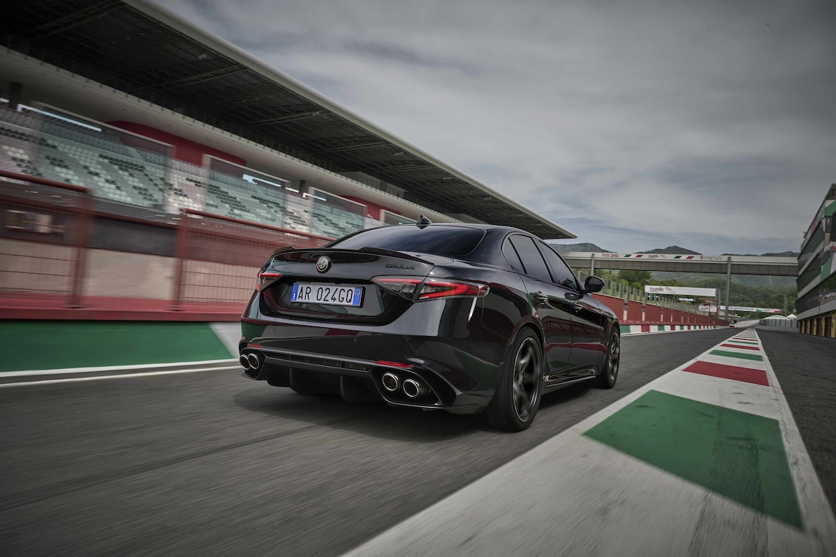 Giulia Quadrifoglio_02.jpg