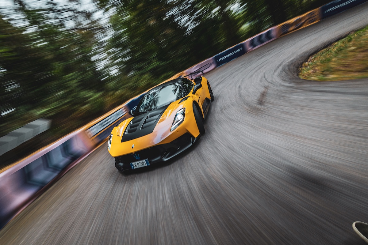 【新聞圖片 13 】 GT2 Stradale 搭載 Nettuno 海王星引擎，輸出高達 640 CV 最大馬力與 720 Nm 峰值扭力，極速突破 320 kmh，0-100 kmh 加速僅需 2.8 秒.jpg