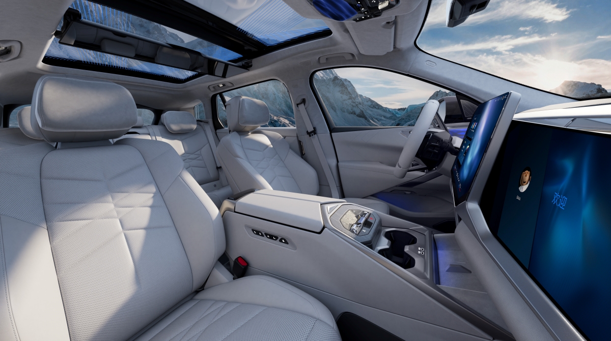 P90651168_highRes_bmw-x5--07-2026.jpg