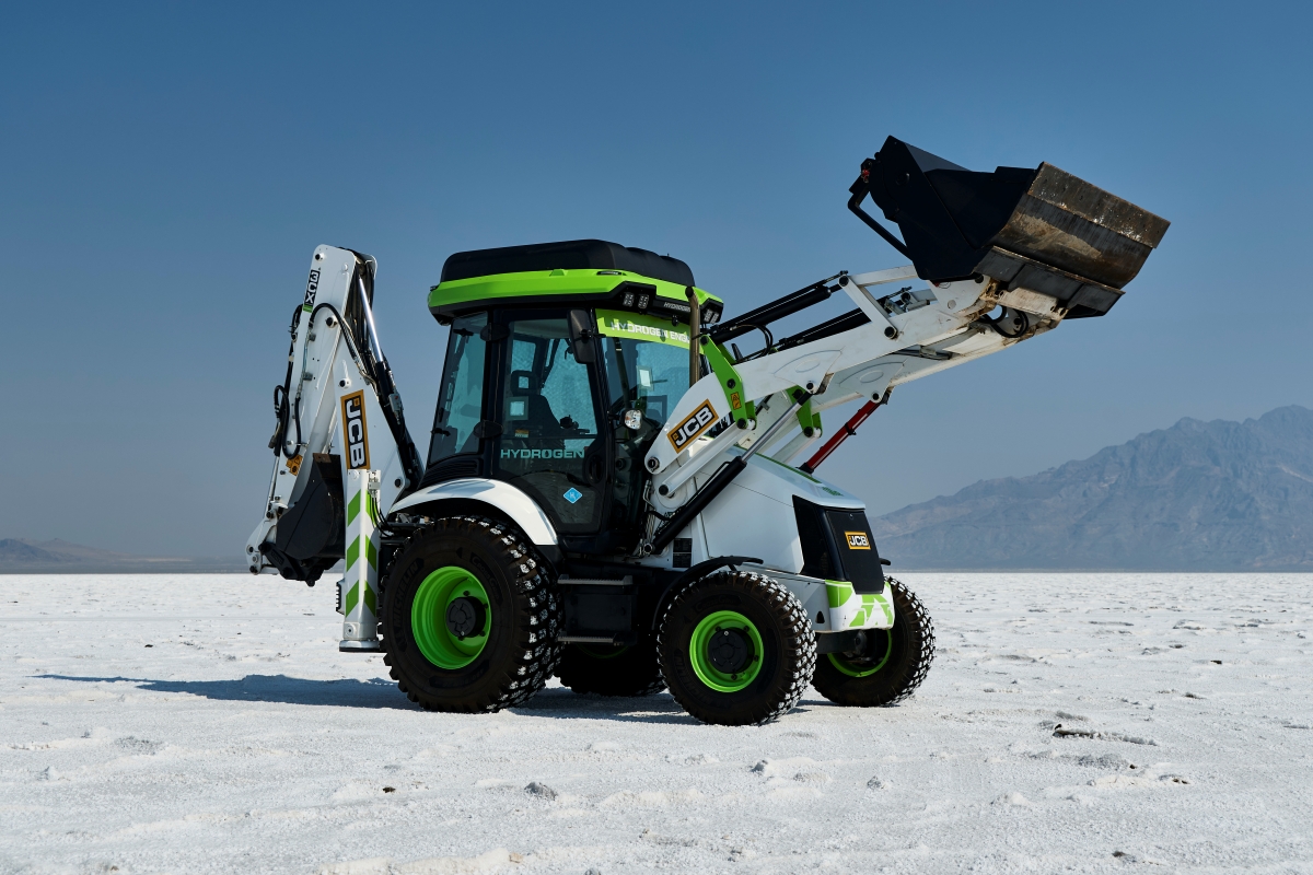 05_08_26_JCB_Hydrogen_JA_001.jpg