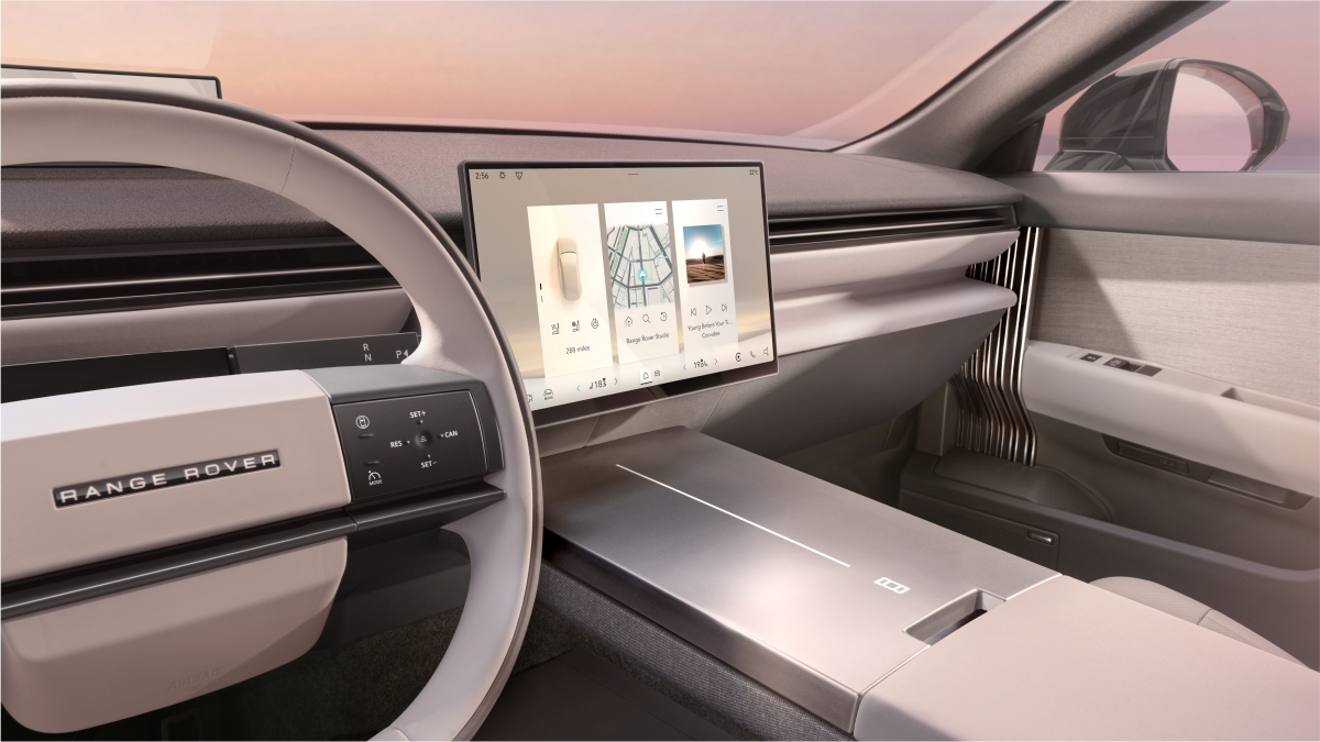 RR_GT_CENTER-CONSOLE_220726.jpg