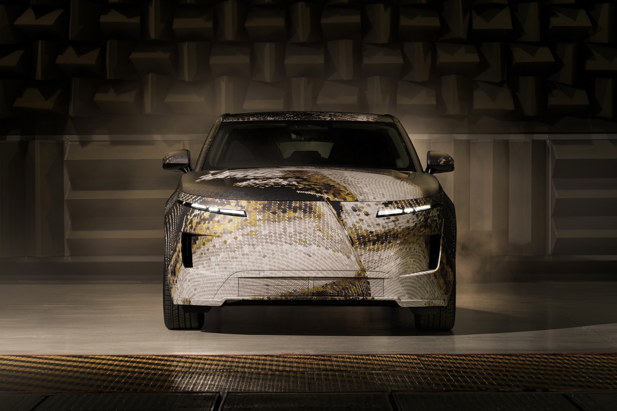 RR_GT_FRONT-PROFILE.jpg