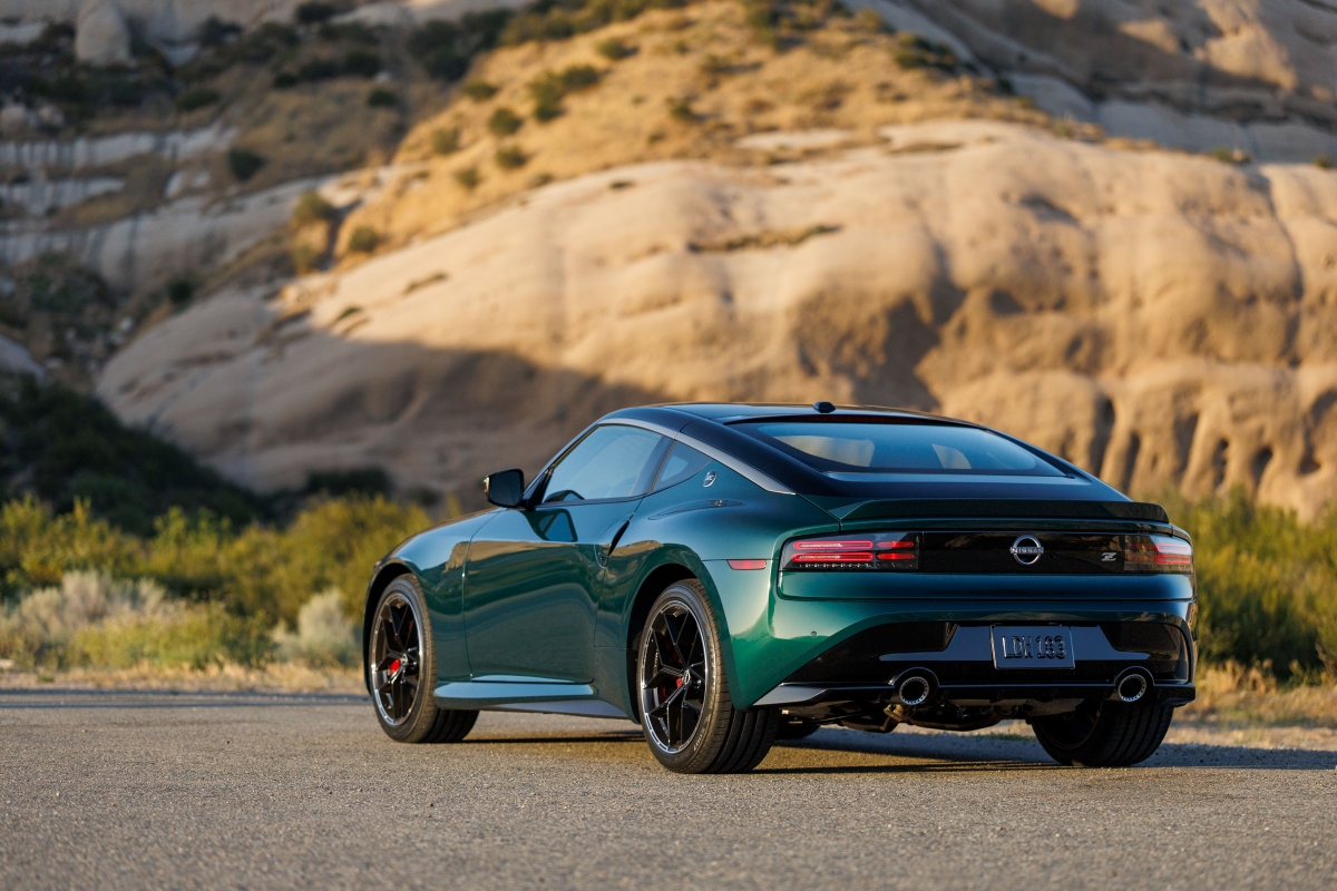 2027 Nissan Z Performance-14.jpg