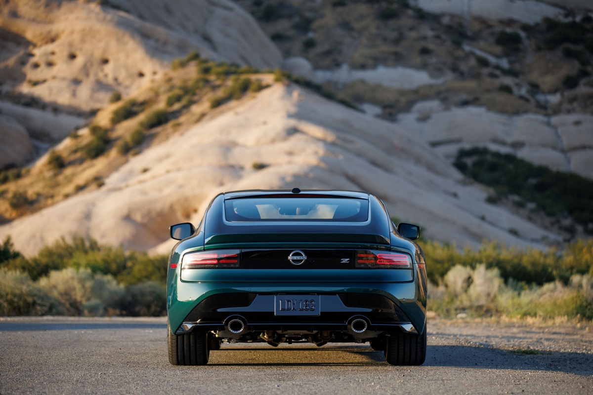 2027 Nissan Z Performance-15.jpg