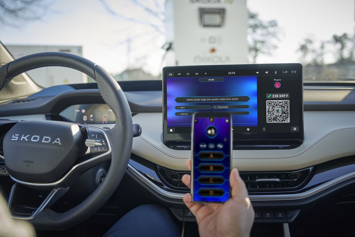15606-10-260212-skoda-adds-airconsole-skoda-play-and-spotify-10-063baf6c.jpg
