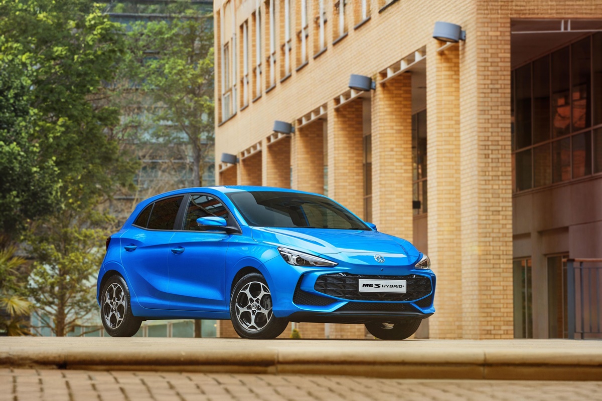 MG3_Hybrid+_Retouch EXT.jpg