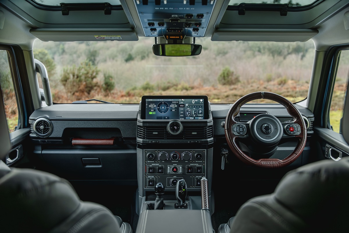 21_MY26 Grenadier & Quartermaster_UK.jpg