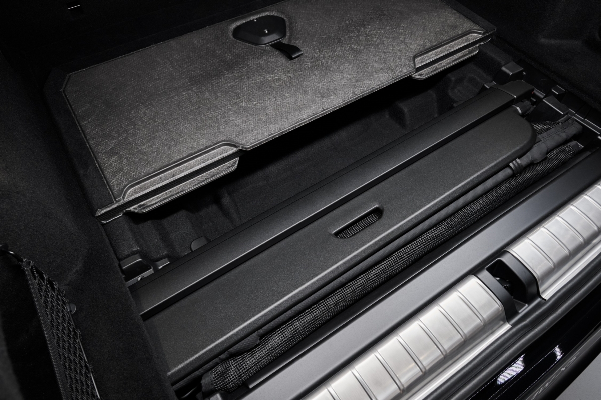 P90646075_lowRes_bmw-ix5-60-xdrive-06.jpg