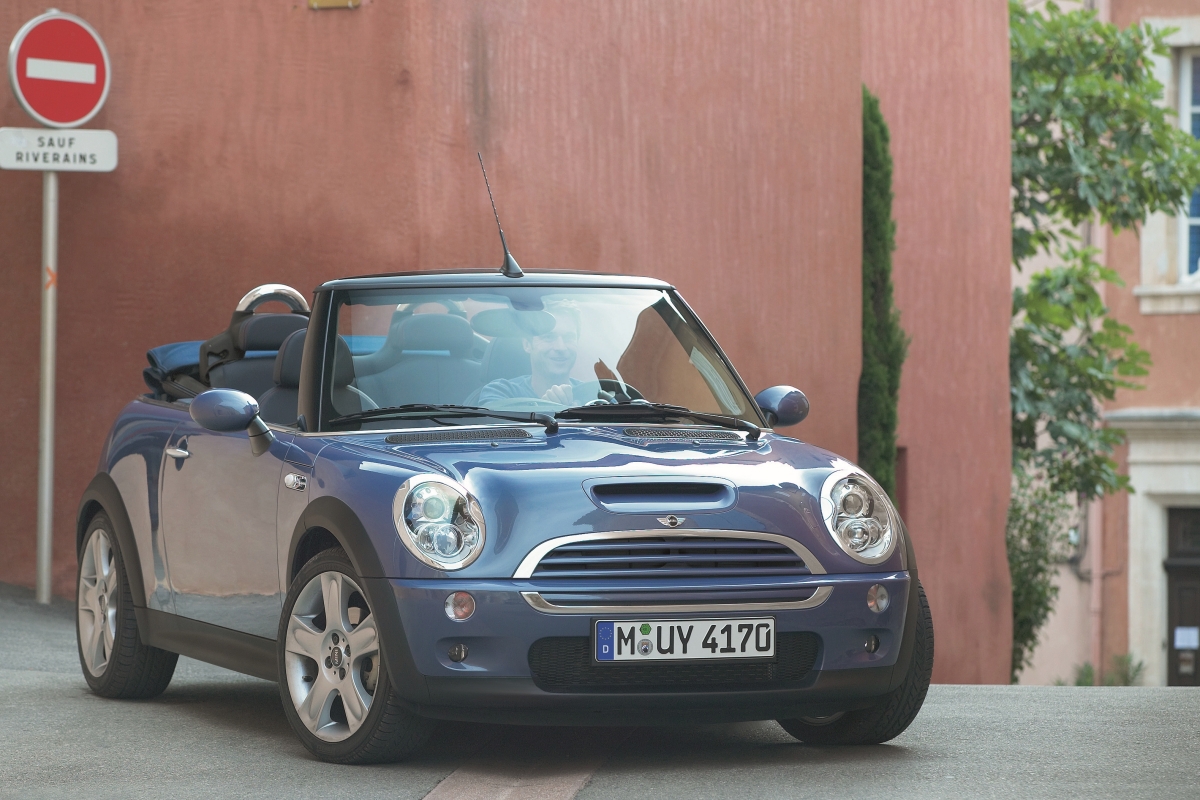 (18) MINI Cooper S Convertible.jpg