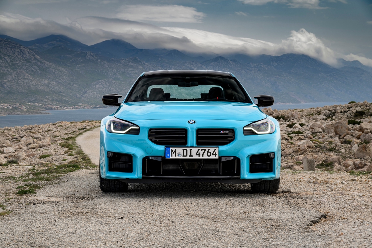 P90642525_lowRes_the-new-bmw-m2-with-.jpg