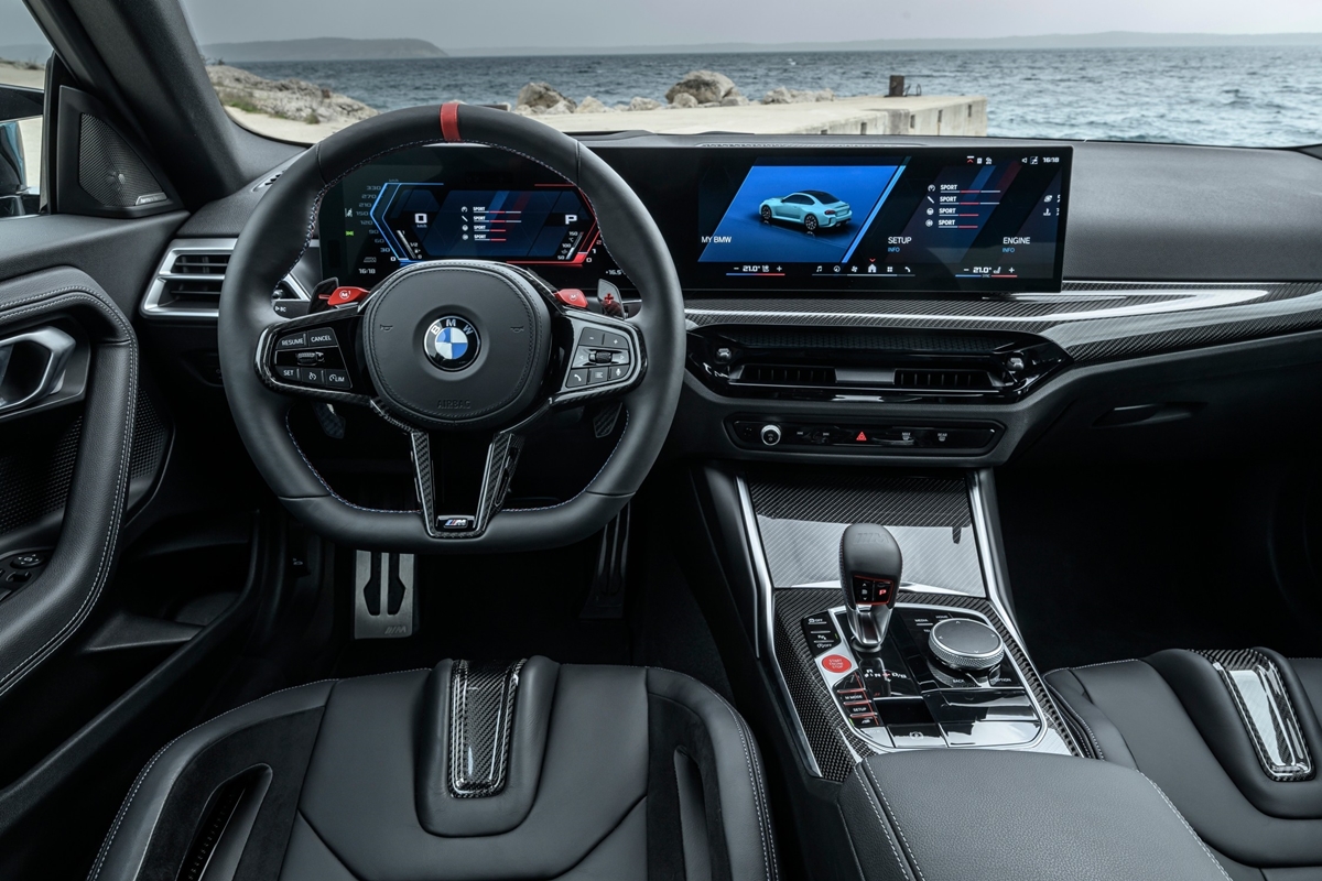 P90642583_lowRes_the-new-bmw-m2-with-.jpg