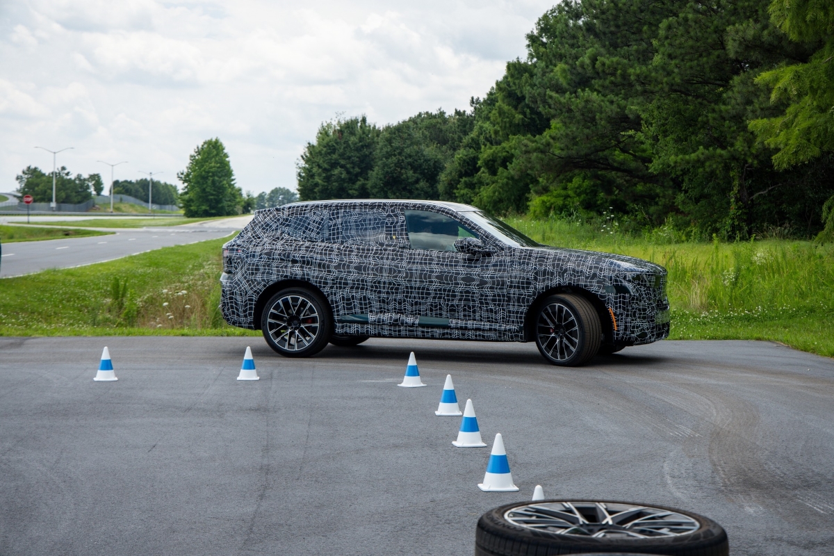 P90645272_lowRes_the-new-bmw-x5-proto.jpg