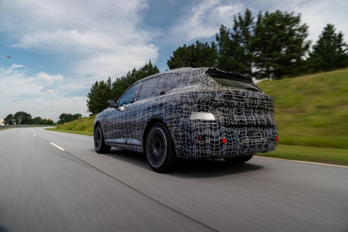 P90645278_lowRes_the-new-bmw-x5-proto.jpg