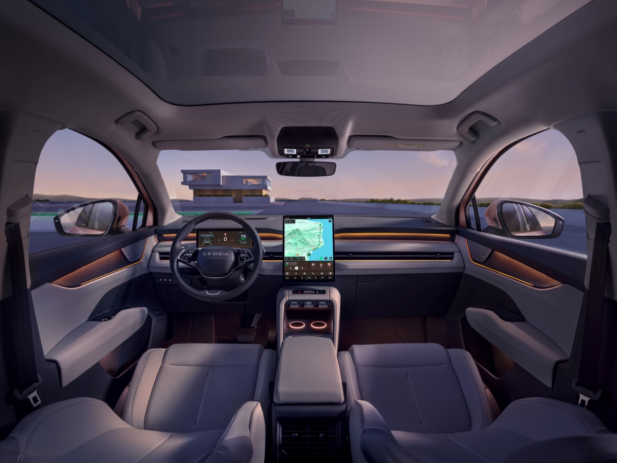 peaq_041_front_interior_suite_ceramique_725ac99a-1920x1440.jpg
