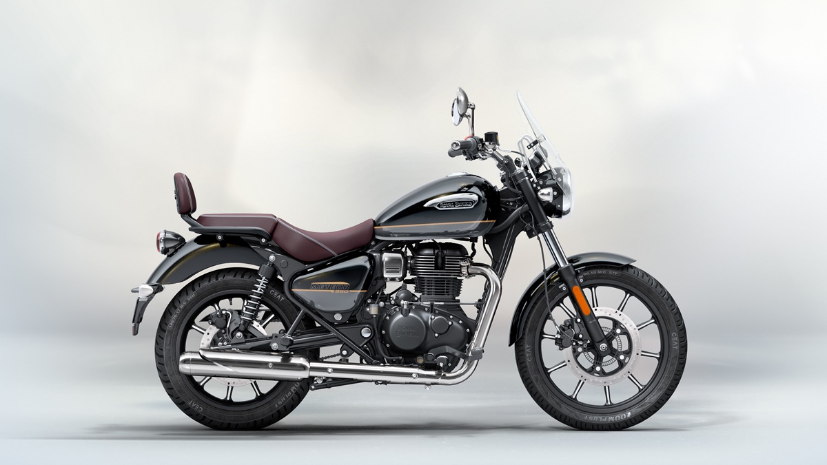 Meteor 350_Supernova Black-2.jpg