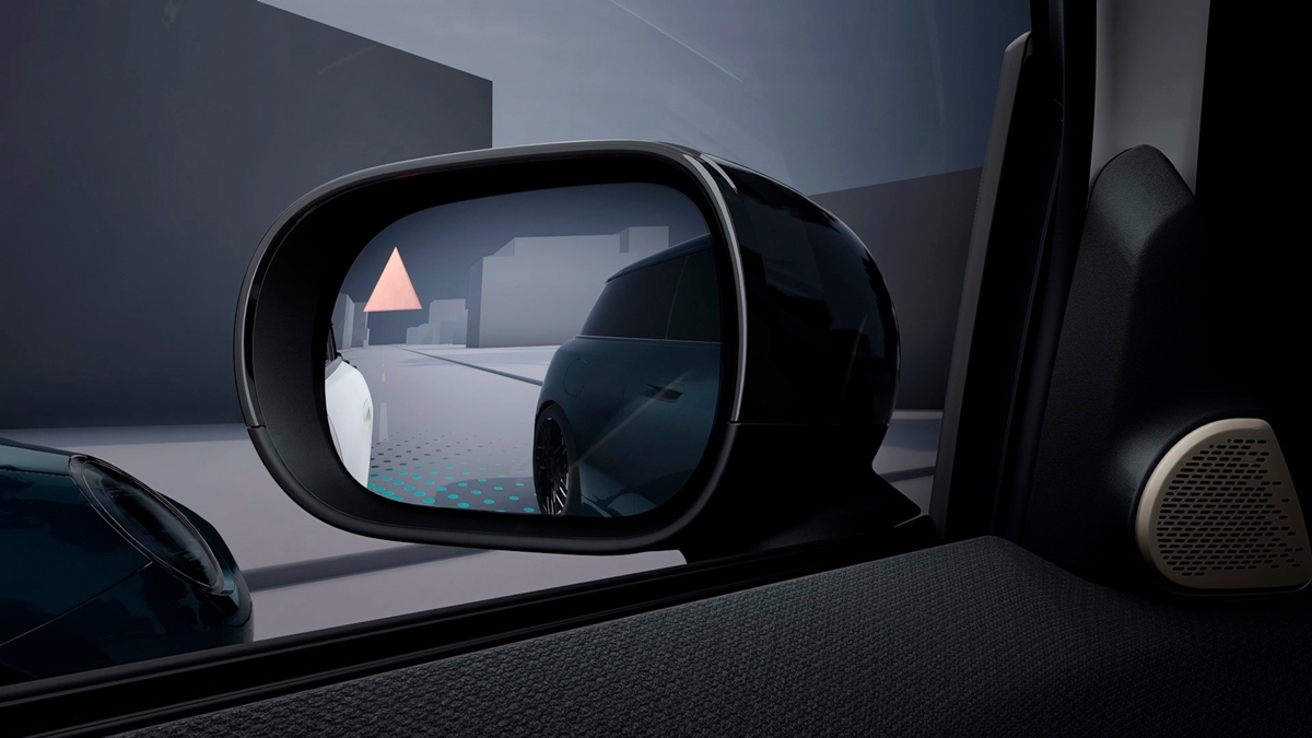 P90640207_lowRes_mini-safety-features.jpg
