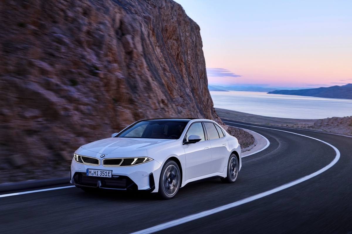 P90657636_highRes_the-new-bmw-i3-50-xd.jpg