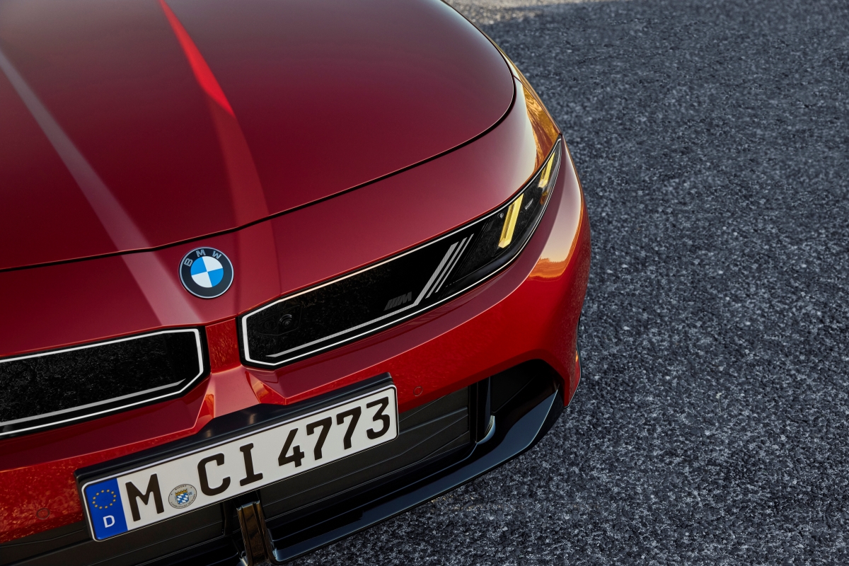 P90657723_highRes_the-new-bmw-m350-xdr.jpg