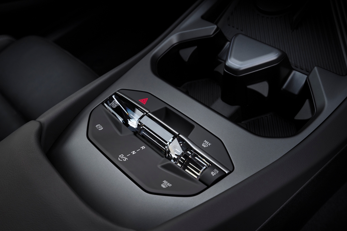P90657771_highRes_the-new-bmw-m350-xdr.jpg