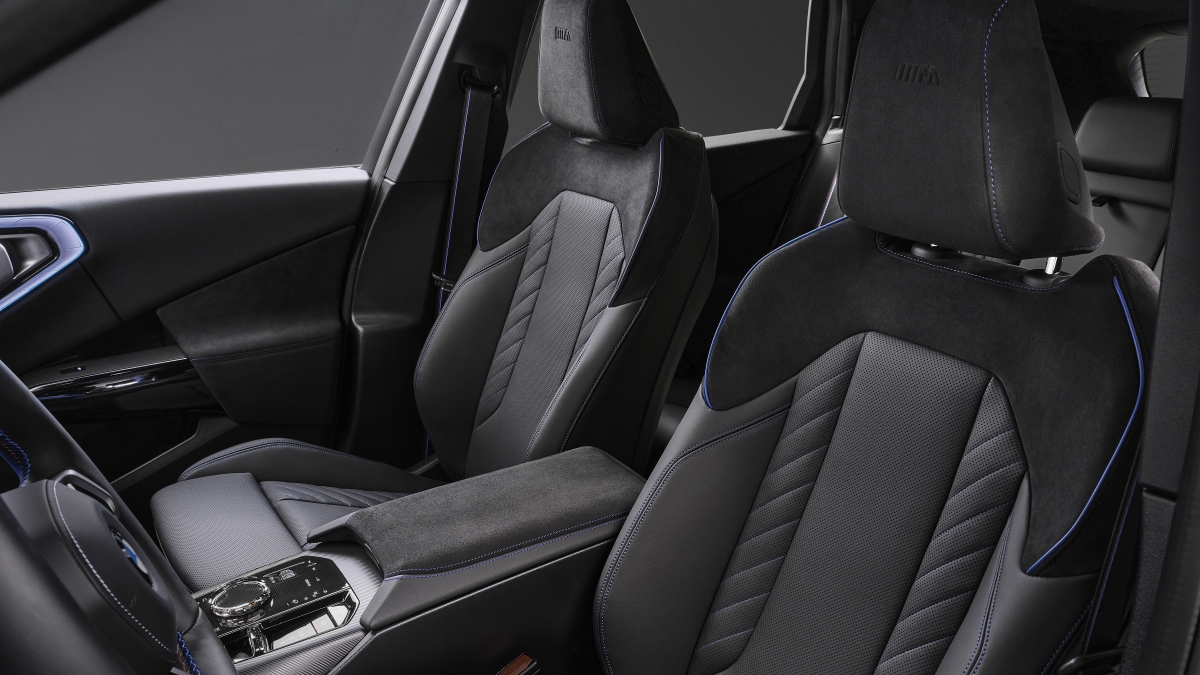 P90658759_highRes_bmw-x3-m50-xdrive-bl.jpg