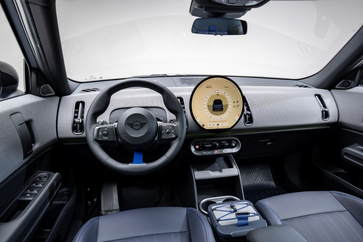 P90654869_highRes_mini-countryman-s-al.jpg
