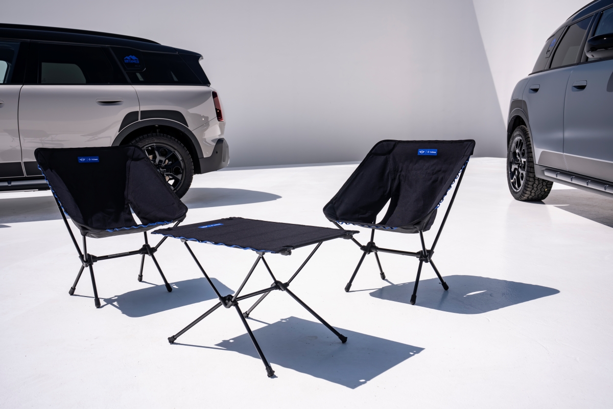 P90654909_highRes_mini-countryman-unta.jpg