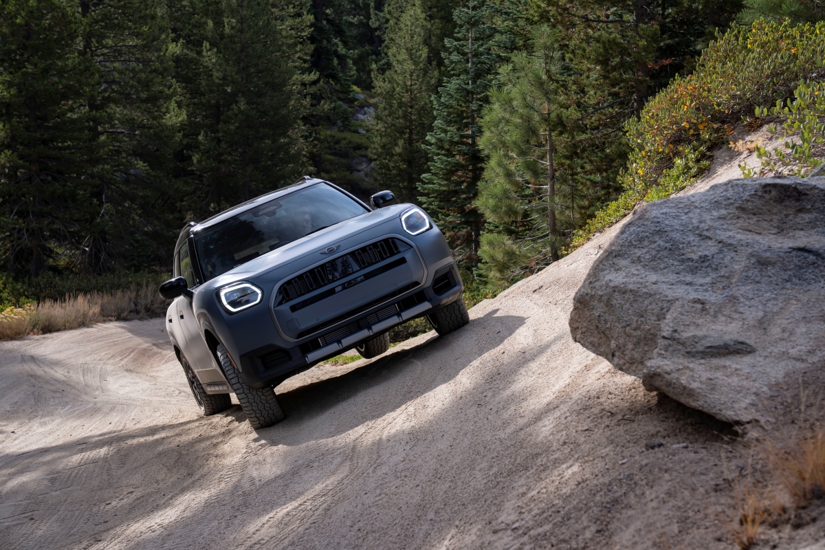 P90659524_highRes_mini-countryman-s-al.jpg