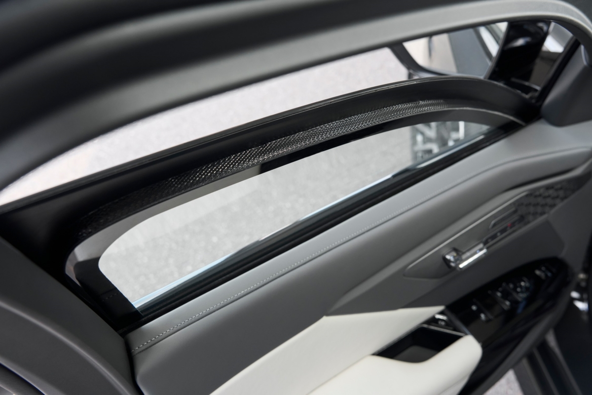 P90659260_lowRes_bmw-concept-7-protec.jpg