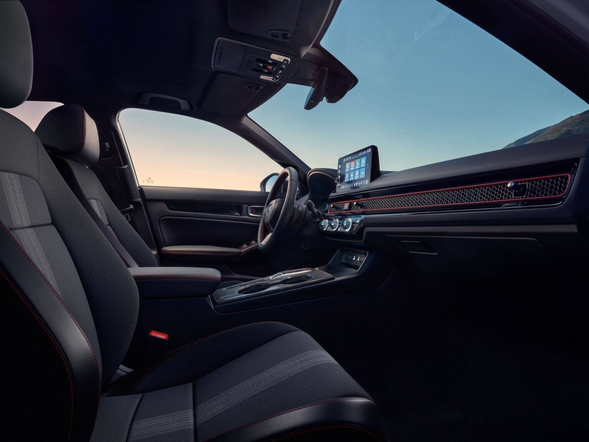 585515_CIVIC S+ SHIFT.jpg
