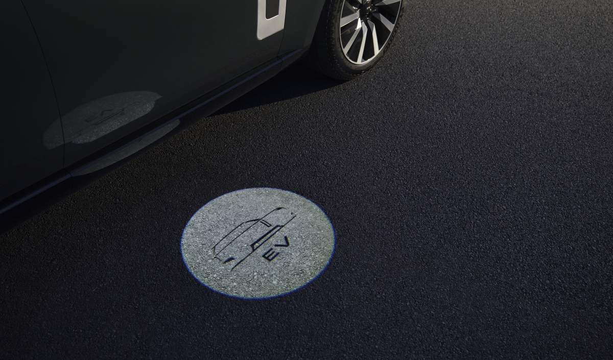 RANGE ROVER ELECTRIC EV PUDDLE LAMP 02_09_26.jpg