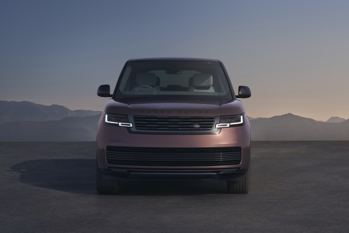 RANGE ROVER ELECTRIC FRONT 02_09_26_0.jpg