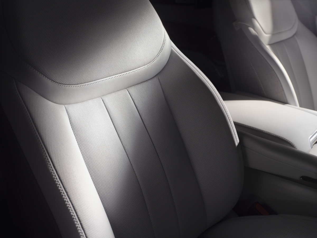 RANGE ROVER ELECTRIC SEAT 02_09_26_1.jpg