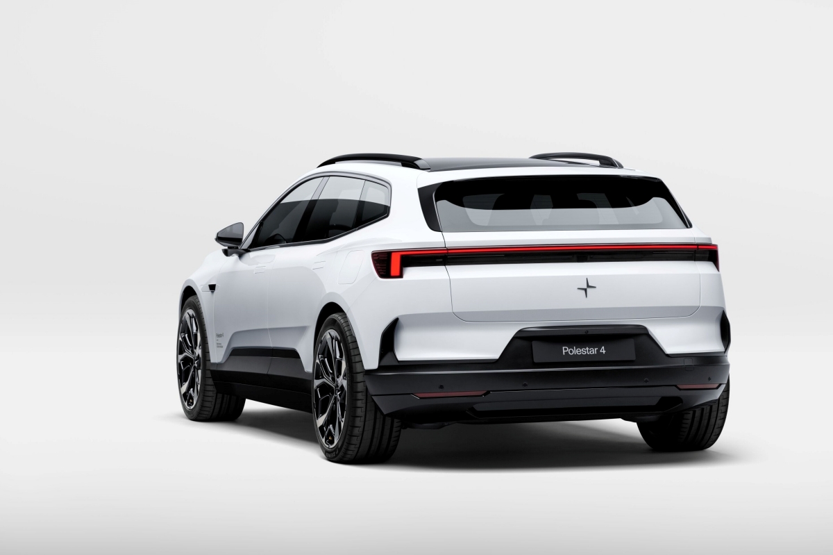 Polestar-260629-2757_v004.jpg