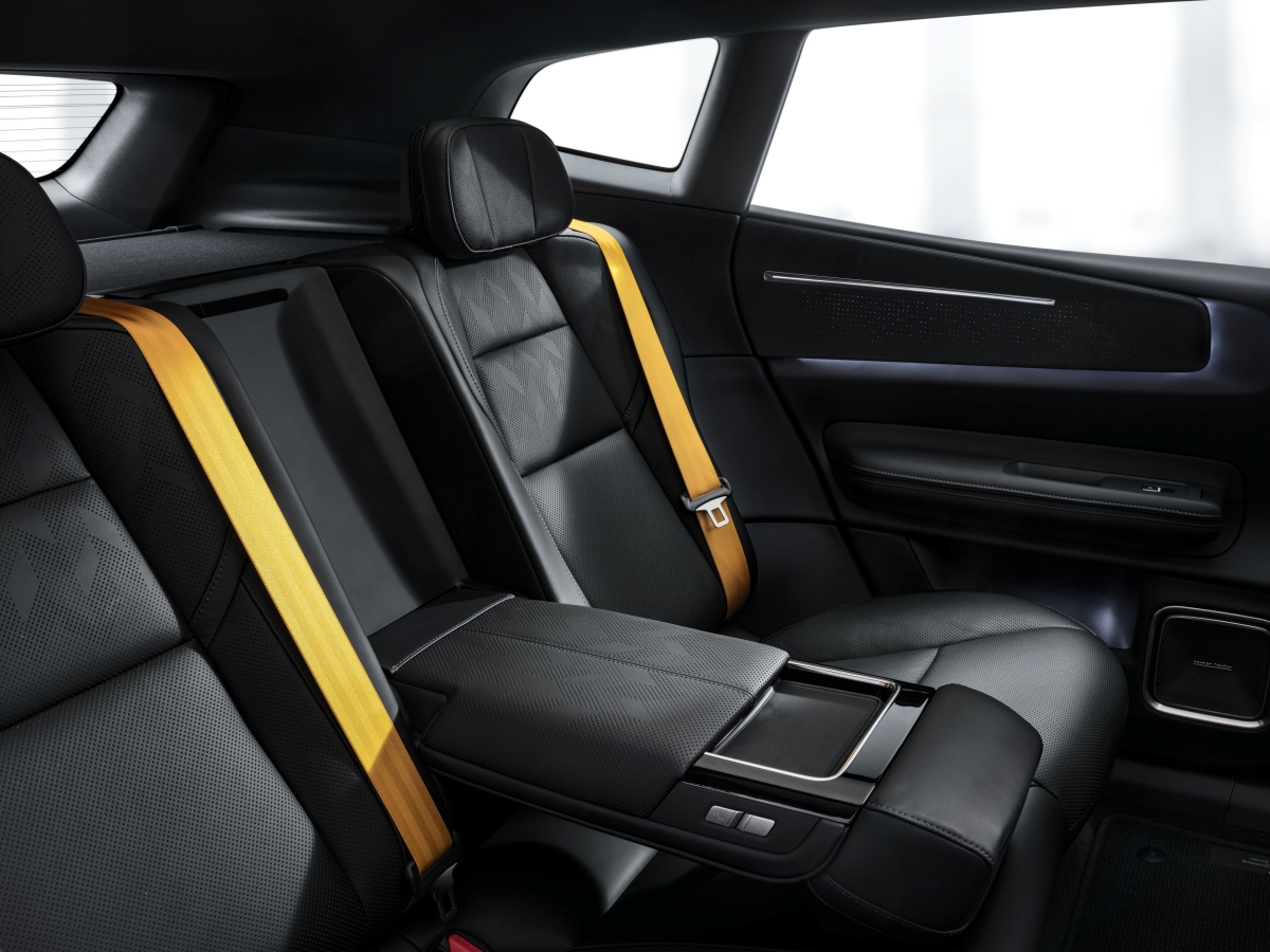 Polestar-260701-3391_v003-1.jpg