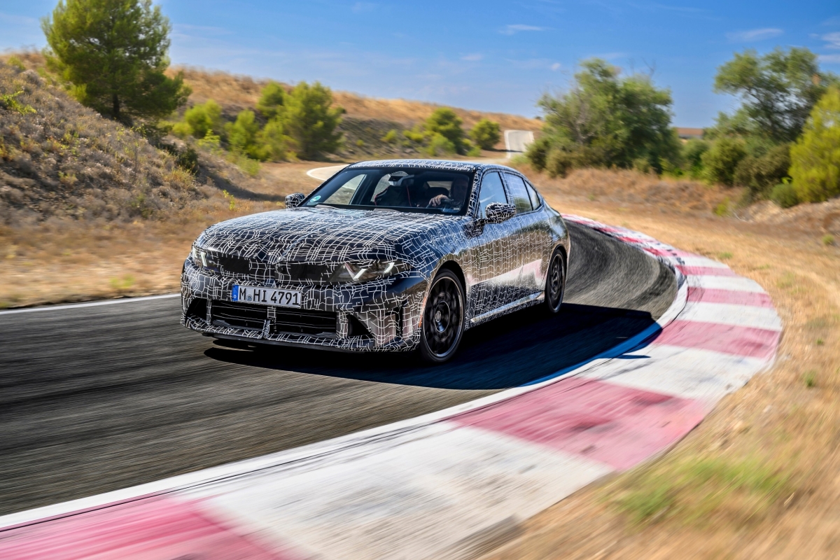 P90651535_lowRes_the-new-bmw-3-series.jpg