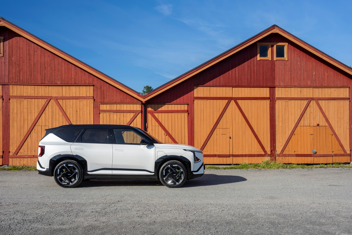 Original-32169-kia-ev5-gt-snow-white-pearl-static-print-3600x2400-019.jpg