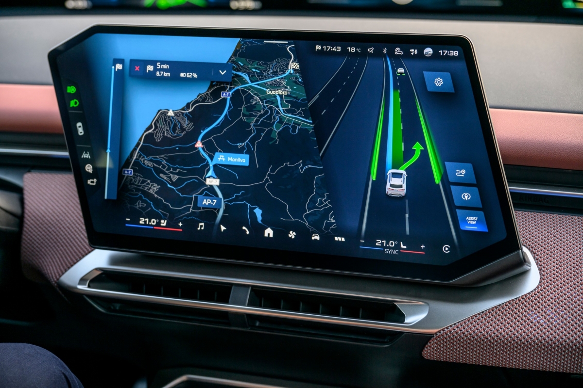 P90626838_lowRes_the-new-bmw-ix3-50-x.jpg