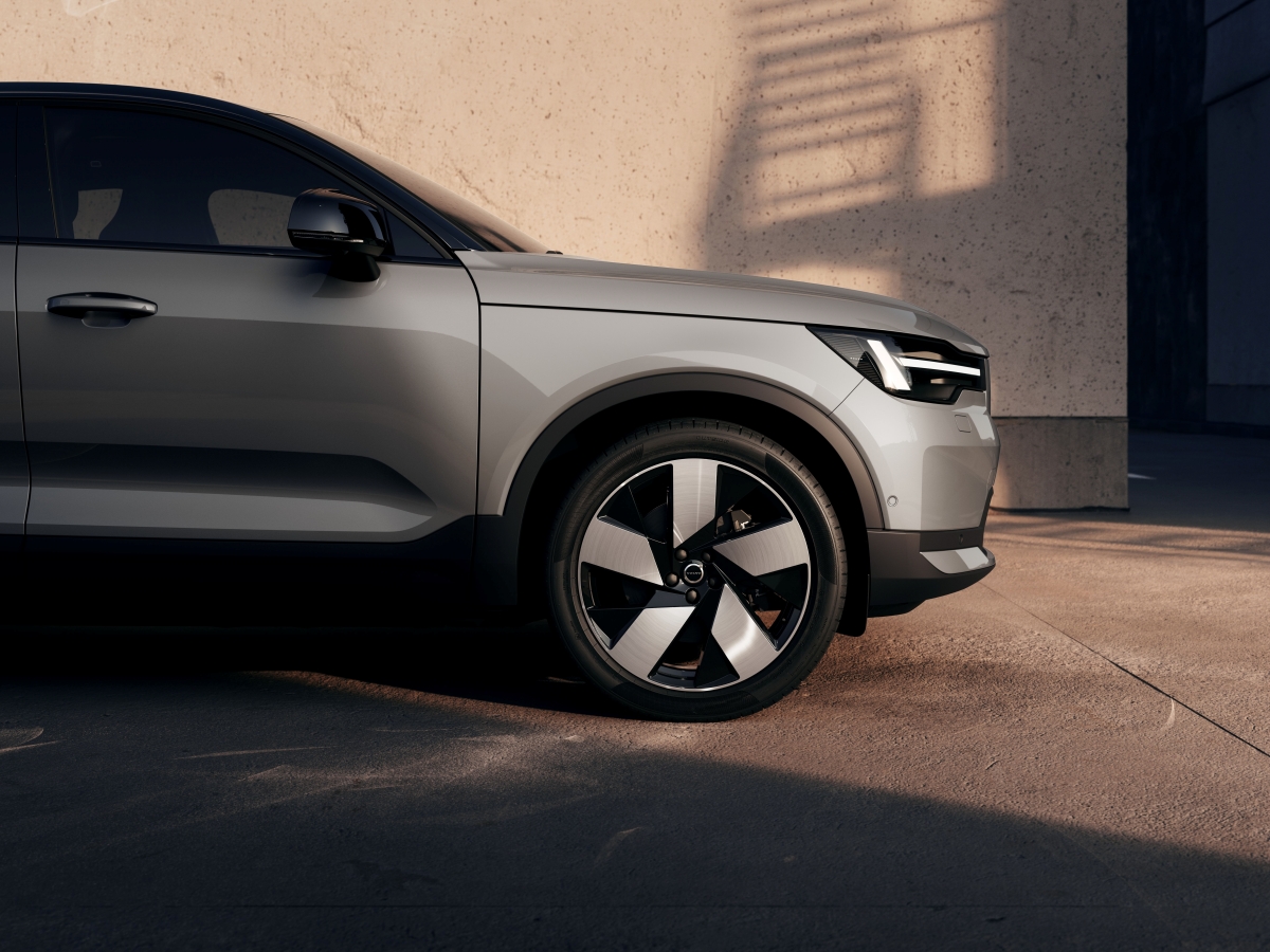 The_New_Volvo_EC40_Exterior_Detail_WheelRim.jpg
