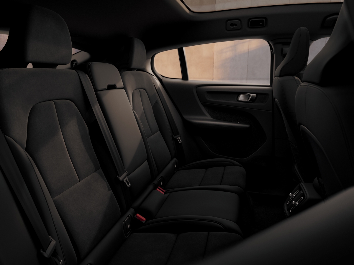 The_New_Volvo_EC40_Interior_Backseat.jpg